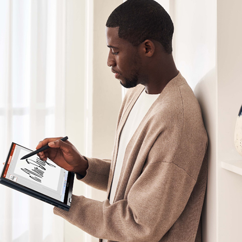 The graphic with the concept of the Minimalistic Lifestyle Tips for Laptop Owners